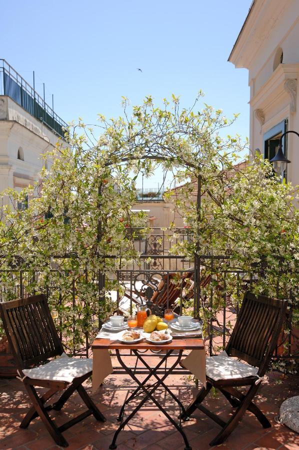 Amalfi Old Square Room & Apartments Zewnętrze zdjęcie