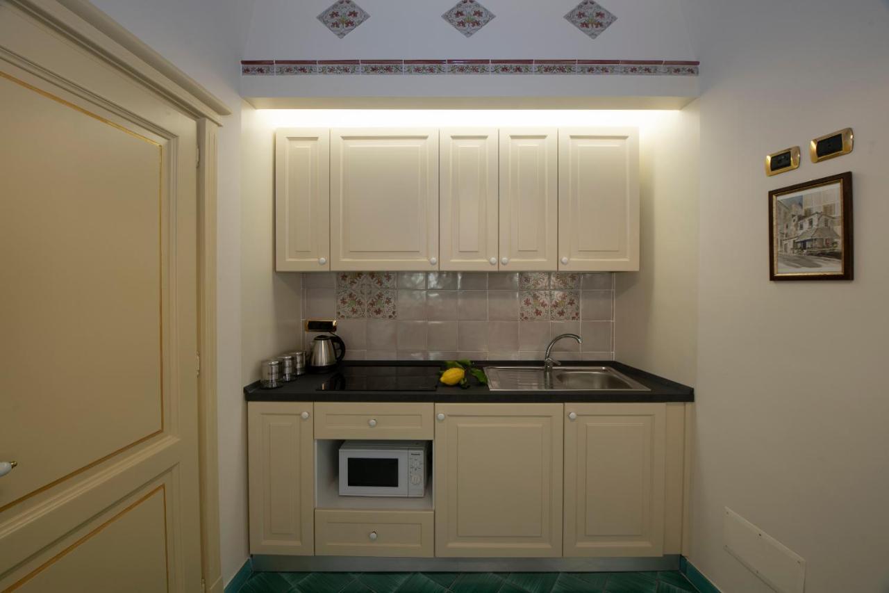 Amalfi Old Square Room & Apartments Zewnętrze zdjęcie