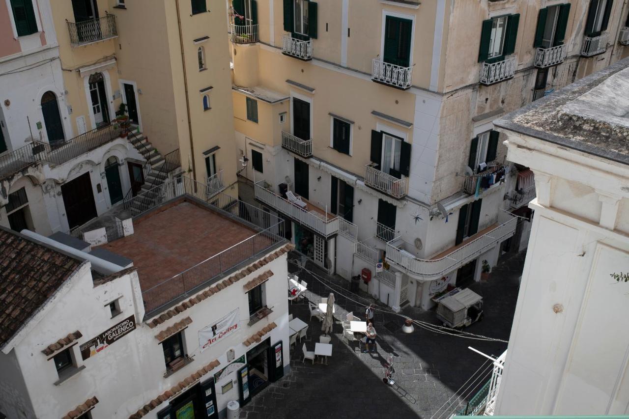 Amalfi Old Square Room & Apartments Zewnętrze zdjęcie