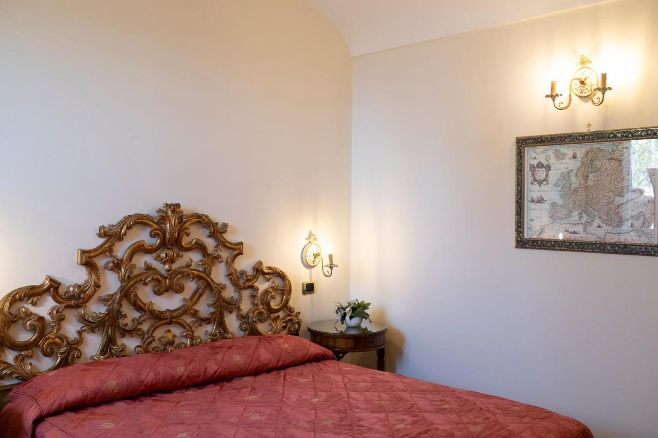 Amalfi Old Square Room & Apartments Zewnętrze zdjęcie