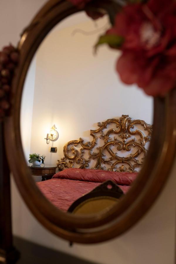 Amalfi Old Square Room & Apartments Zewnętrze zdjęcie