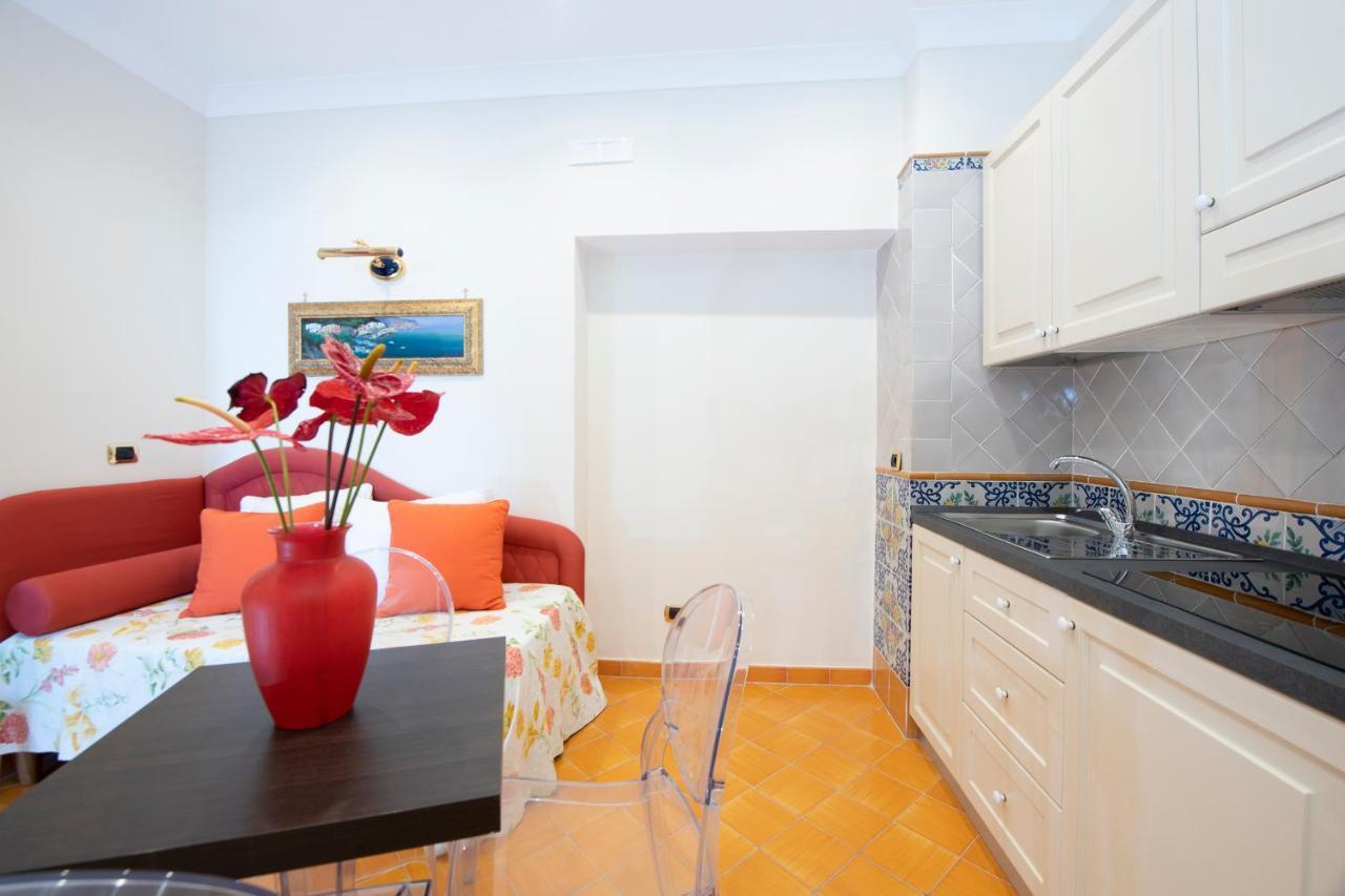 Amalfi Old Square Room & Apartments Zewnętrze zdjęcie