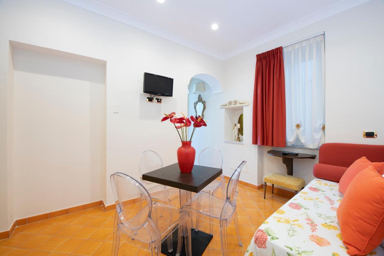 Amalfi Old Square Room & Apartments Zewnętrze zdjęcie